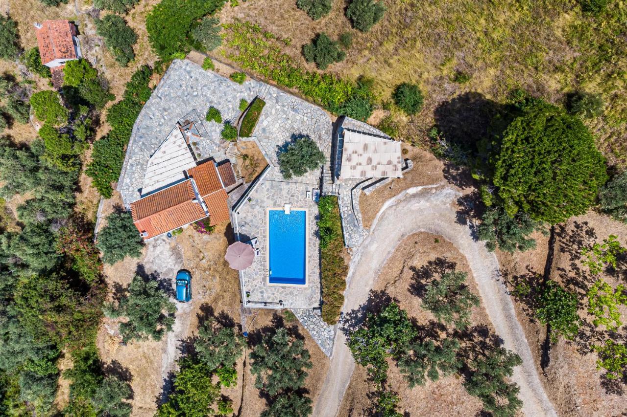 Villa Fotini Kalivi In Raches Panormos  Exteriör bild