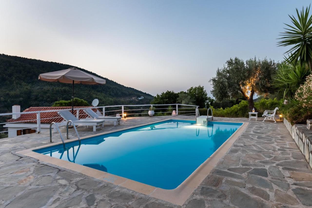 Villa Fotini Kalivi In Raches Panormos  Exteriör bild