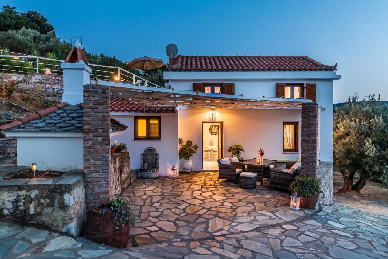 Villa Fotini Kalivi In Raches Panormos  Exteriör bild