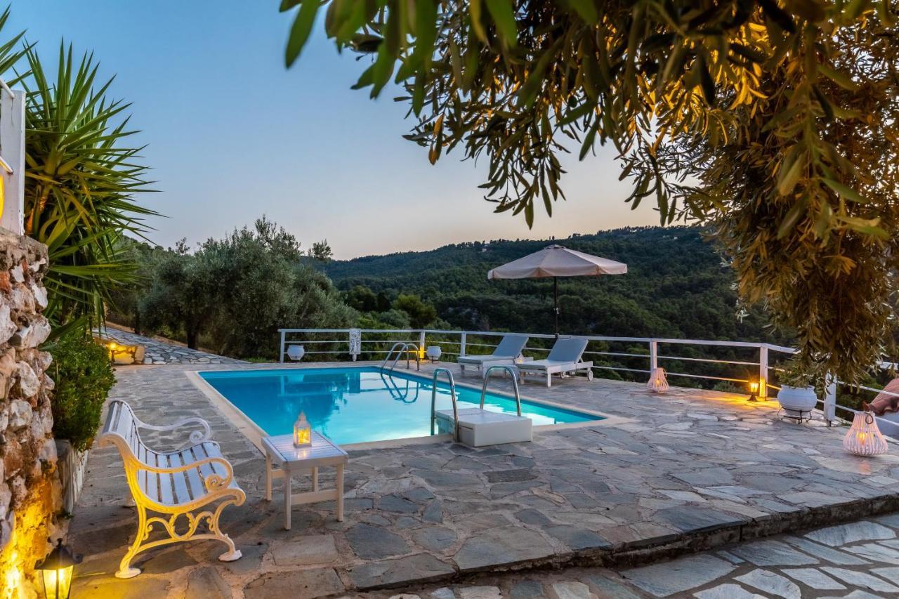Villa Fotini Kalivi In Raches Panormos  Exteriör bild