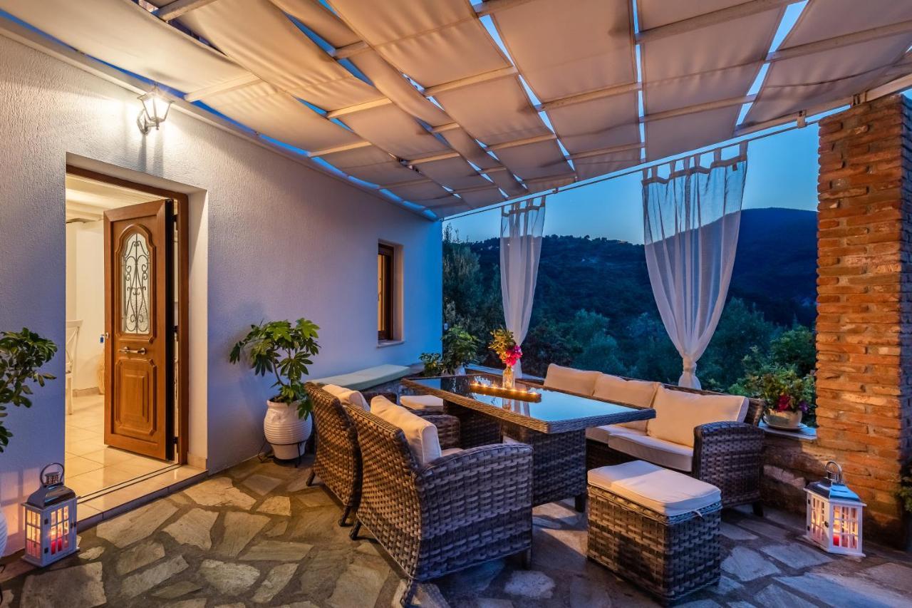 Villa Fotini Kalivi In Raches Panormos  Exteriör bild
